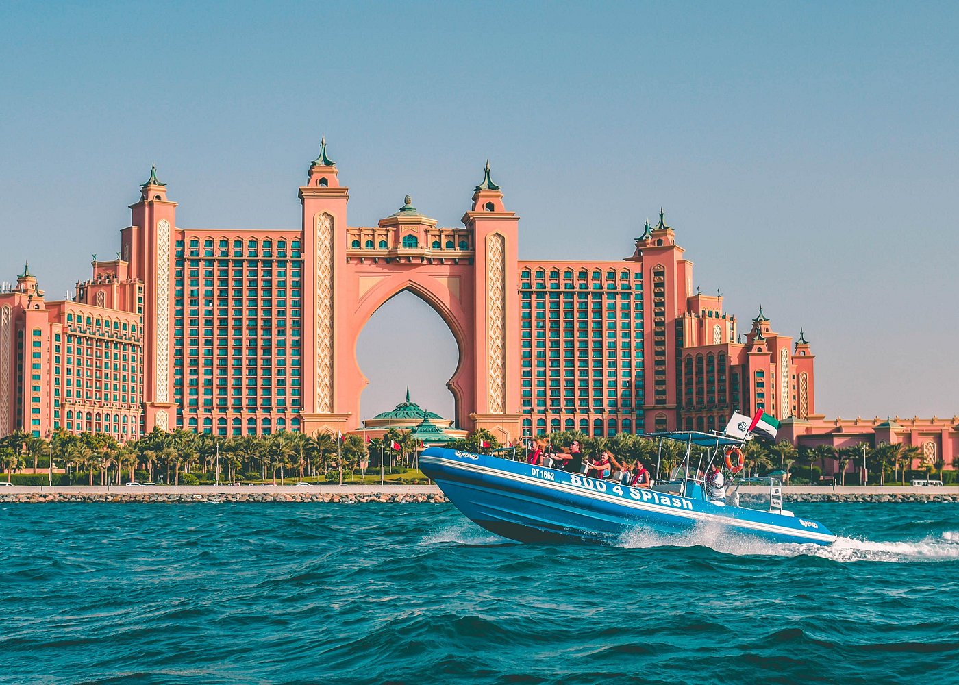 Barco de crucero Rinker
